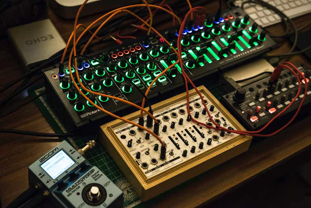 Syntehsis-Small sYNTHESIS, mODULAR; sYNTH,mUSIC sCHOOL, saw; aUDIONERDZ
